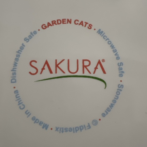 Sakura Garden Cats Salad Dessert Plate 8" Calico - Picture 4 of 4